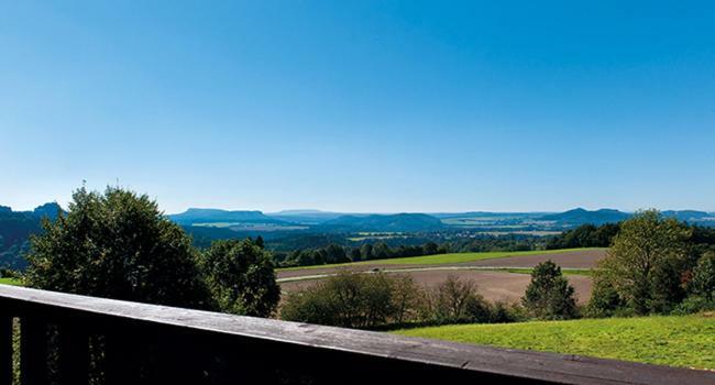 Panorama-Apartments Weinberghaus Mittelndorf Eksteriør billede