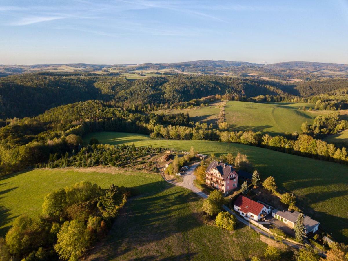Panorama-Apartments Weinberghaus Mittelndorf Eksteriør billede